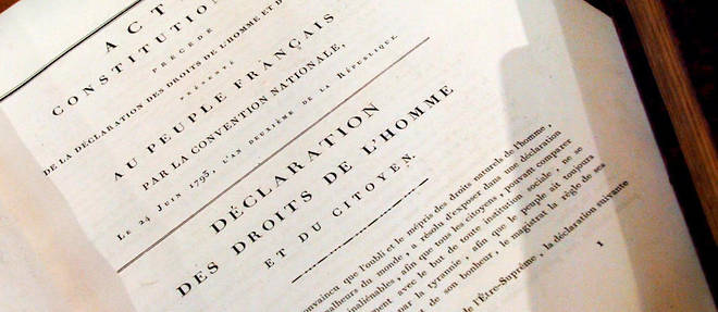 La Déclaration des droits de l'homme et du citoyen de 1789 pose le principe de la liberté d'expression dans ses articles 10 et 11.