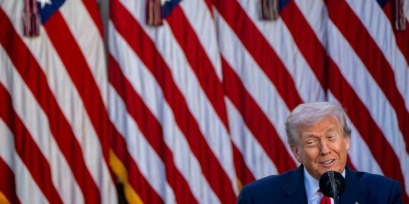 En dix ans, le président américain a transformé la démocratie et la communication politique en un véritable spectacle planétaire.