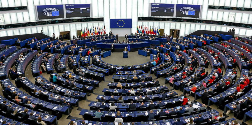 Le Parlement européen a détricoté deux directives.