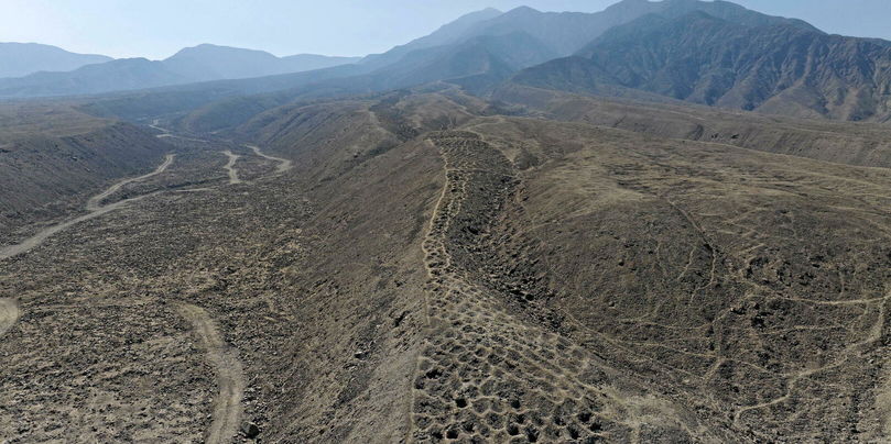 Des scientifiques pensent avoir résolu le mystère de la « bande de trous » du Pérou.

